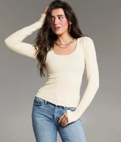 BKE core Seamless Floral Top Birch New