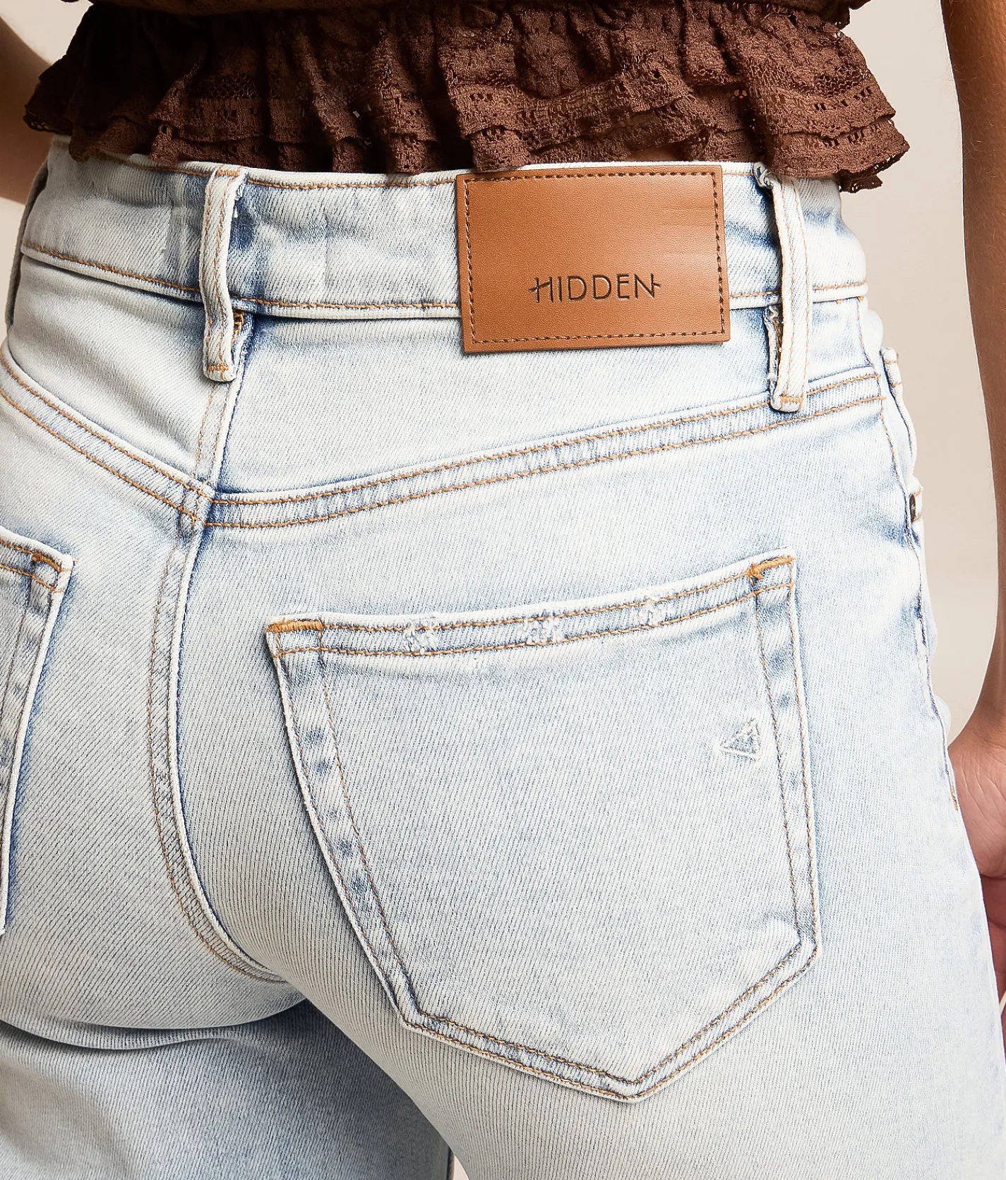 HIDDEN Sloane Dad Stretch Jean Lake Arrowhead Hot
