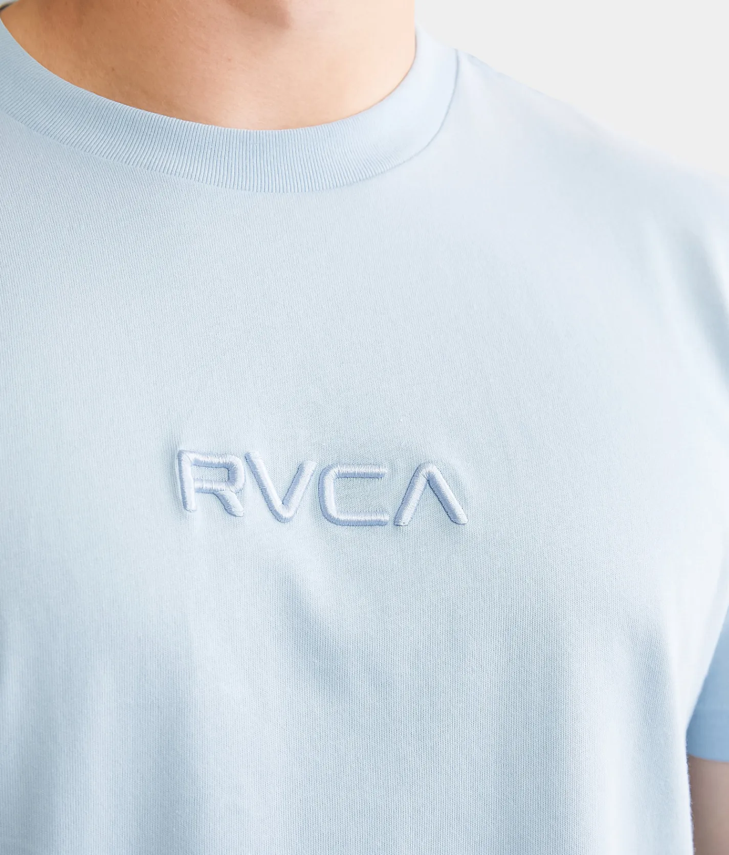 RVCA Small Embroidered T-Shirt Angel Falls Discount