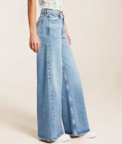 Wrangler® Specialty Low Rise Baggy Stretch Jean Dallas Clearance