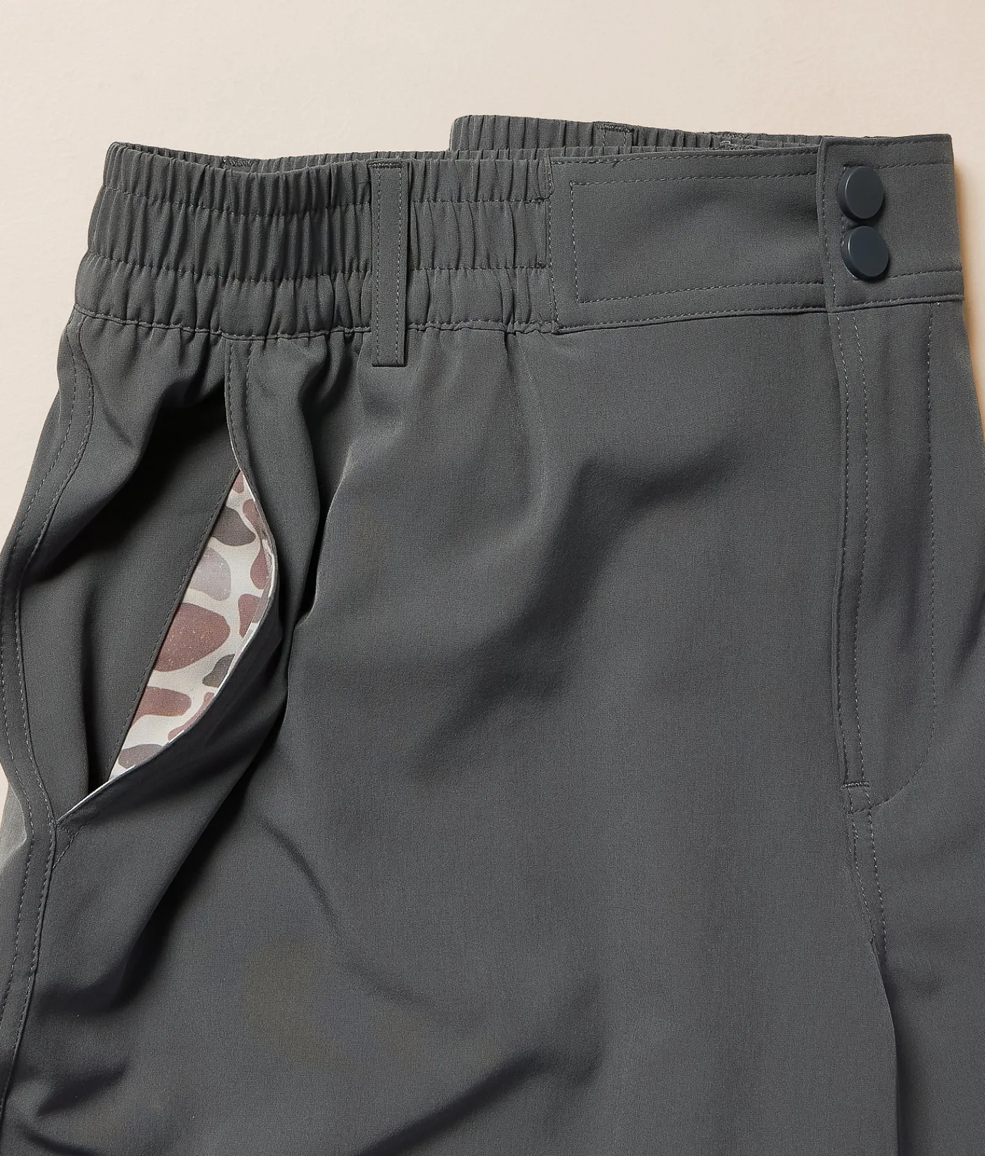 BURLEBO Standard Performance Hybrid Performance Short River Rock Grey New