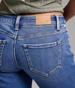 Jeans|Jeans | BKE Stella Cropped Straight Stretch Jean Stapp