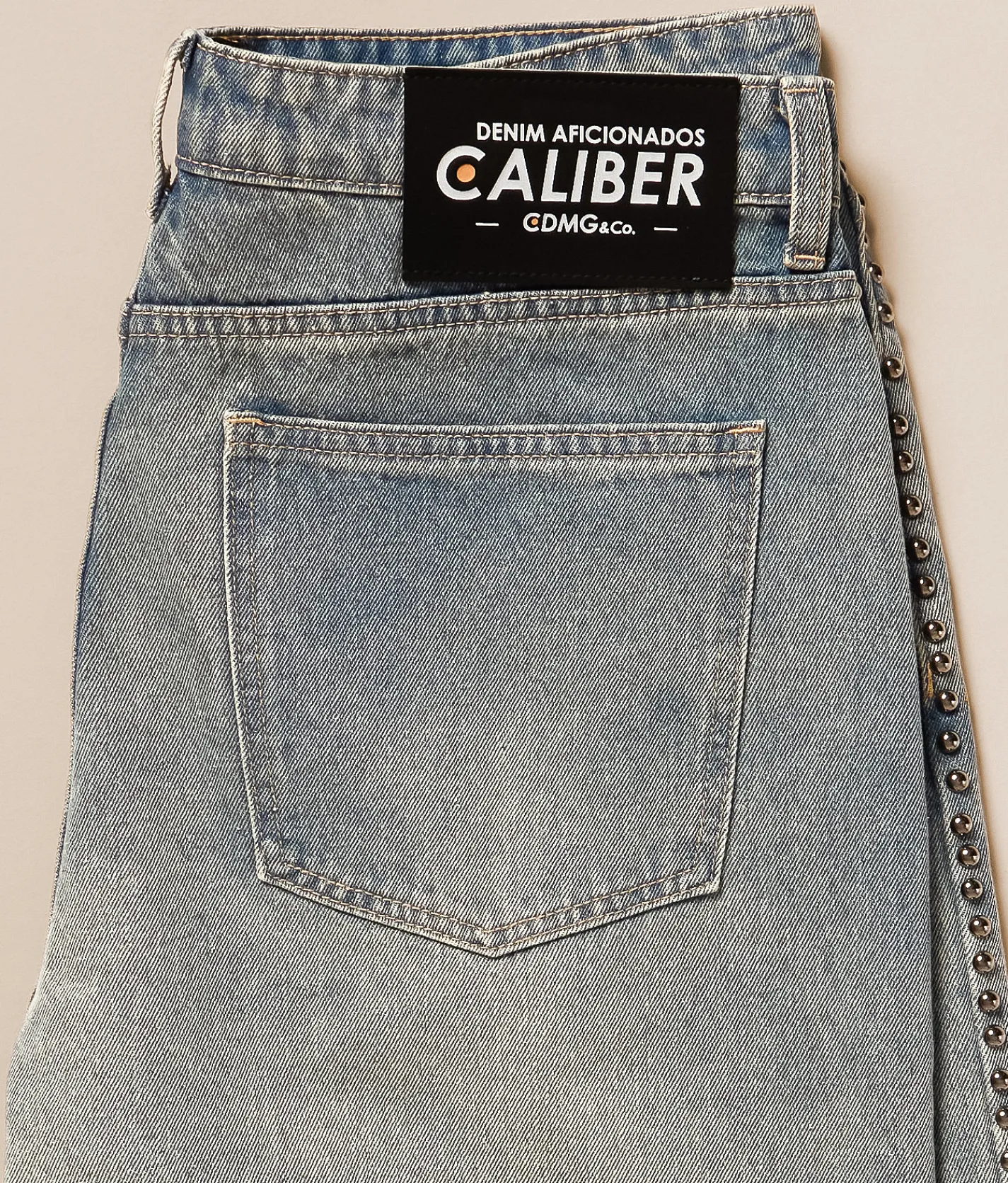 Caliber Studded Baggy Short Light Blue Hot