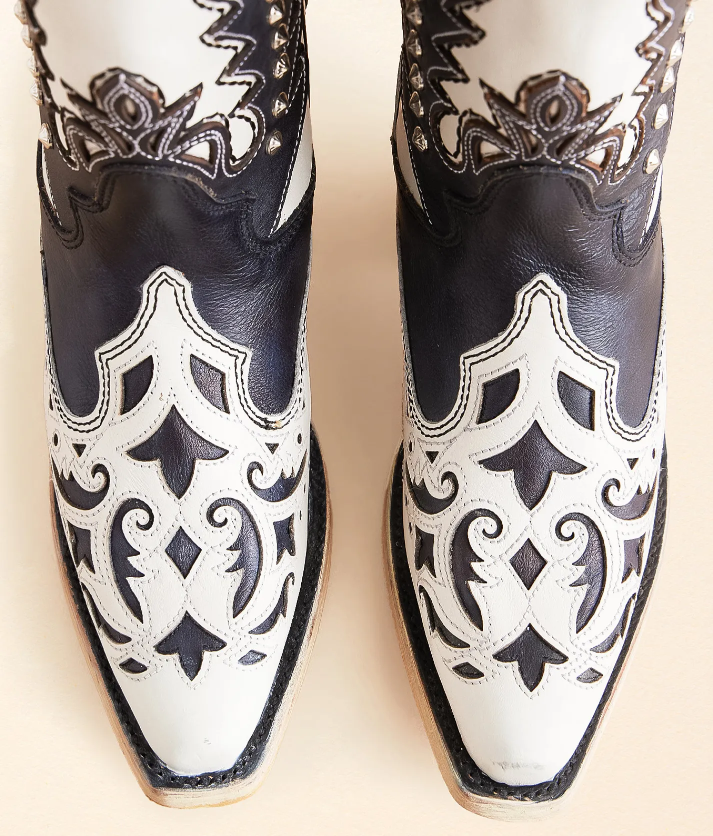 Circle G by Corral Studded Western Leather Boot LD White Black New