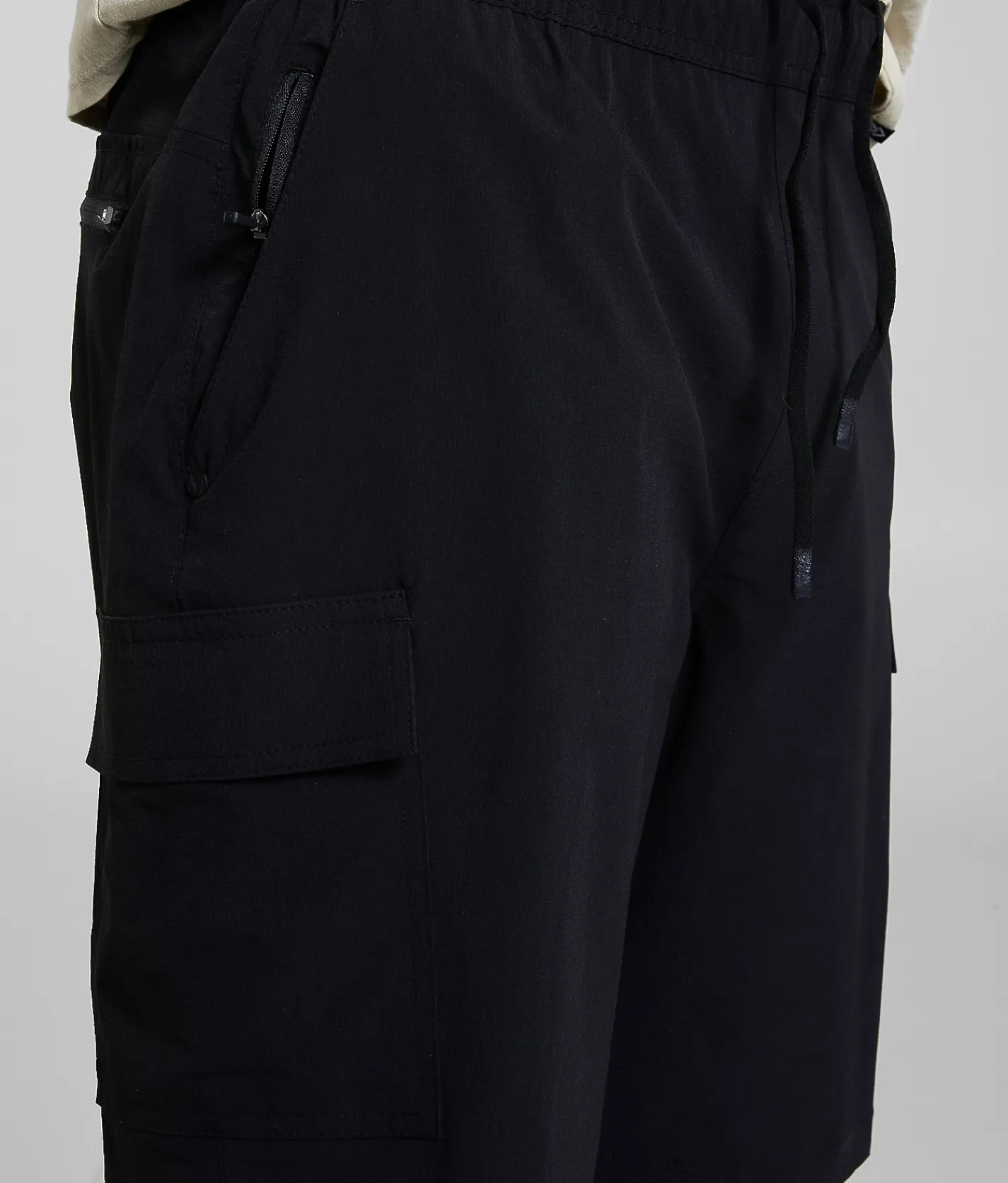 Maven Co-op Summit Performance Cargo Stretch Short Black New