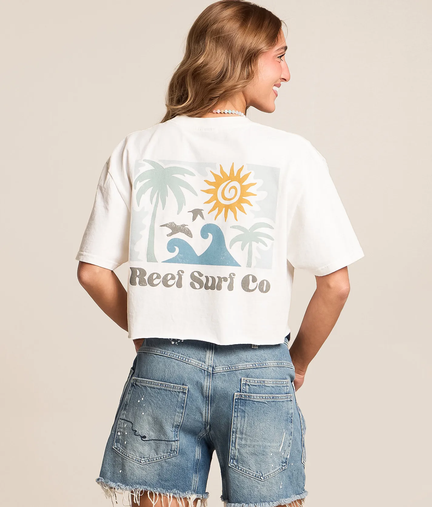 Reef Surf Co. Cropped T-Shirt Marshmallow Reactive Wash Hot
