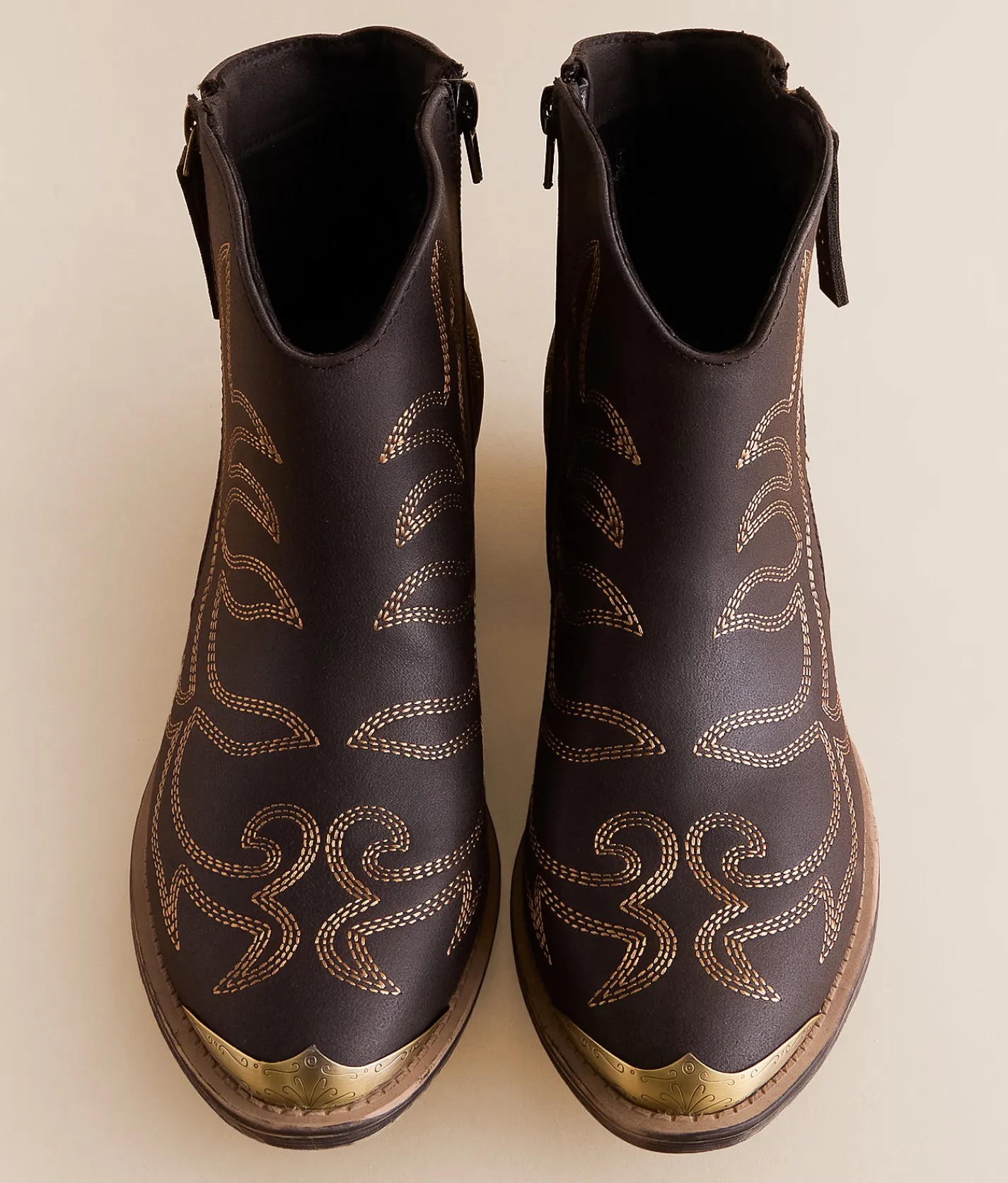 Very G Tazz Western Ankle Boot Black Hot