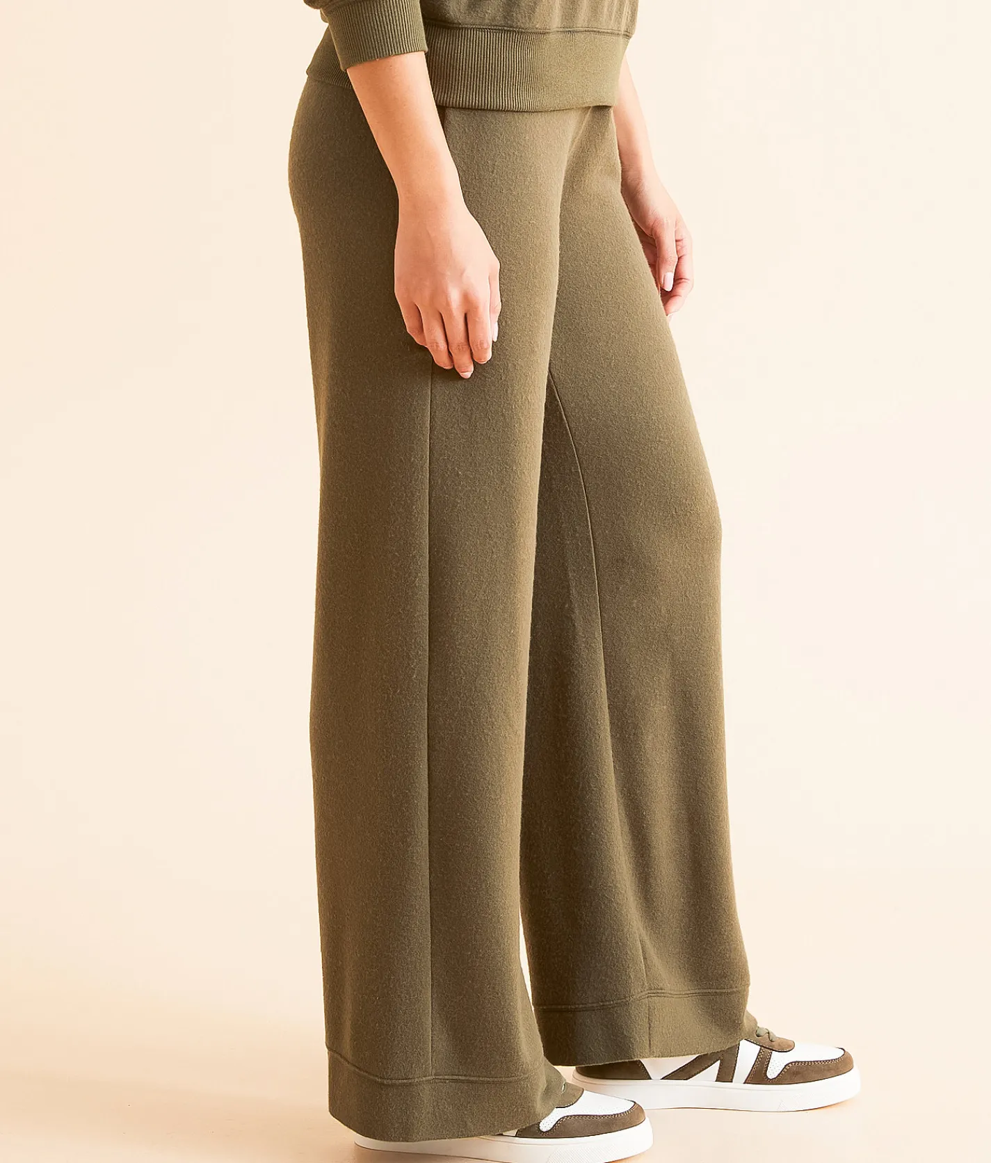 Z Supply Tessa Cozy Pant Grape Leaf Clearance