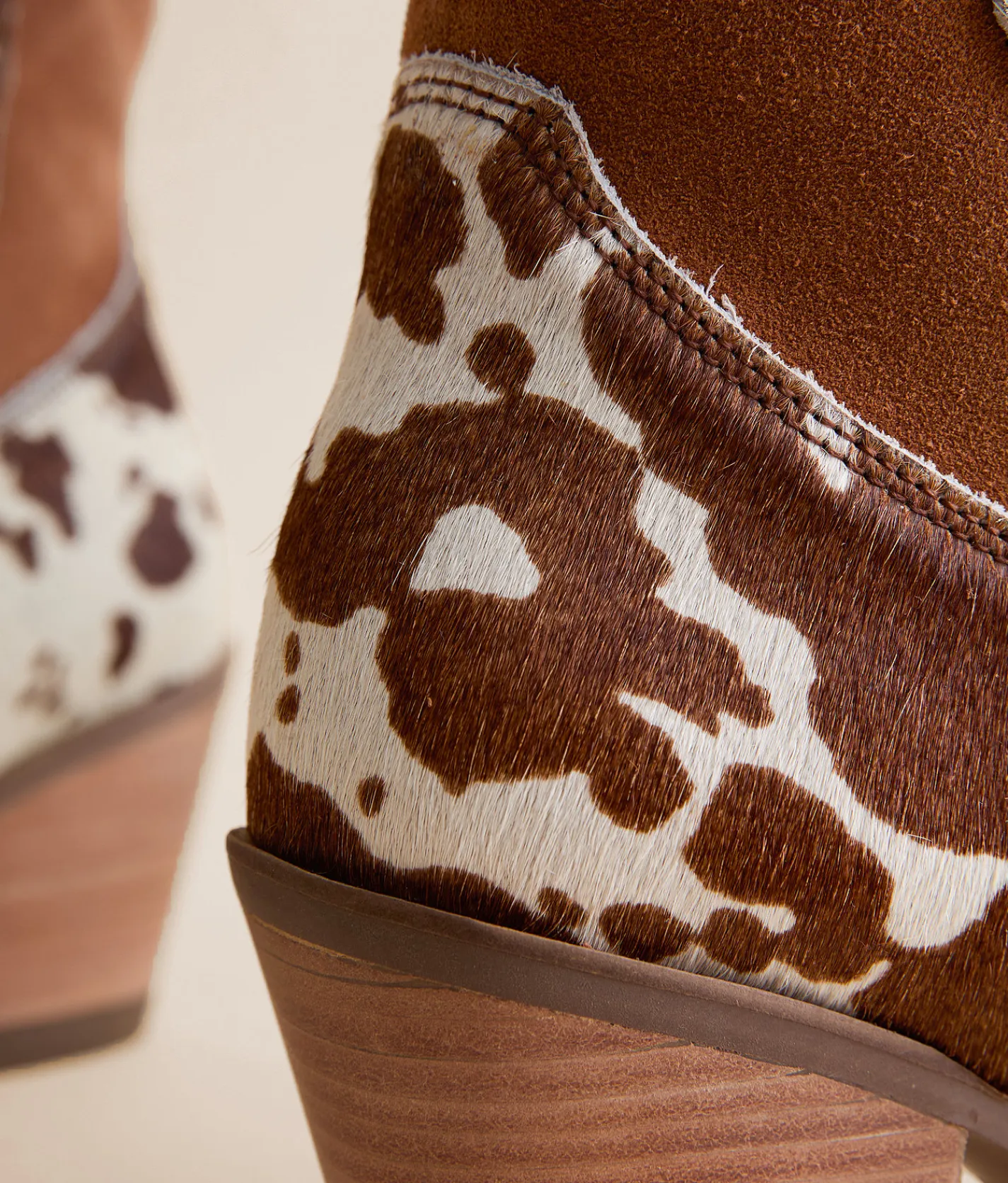 Dingo Texas Charm Cow Leather Western Ankle Boot Camel Cow