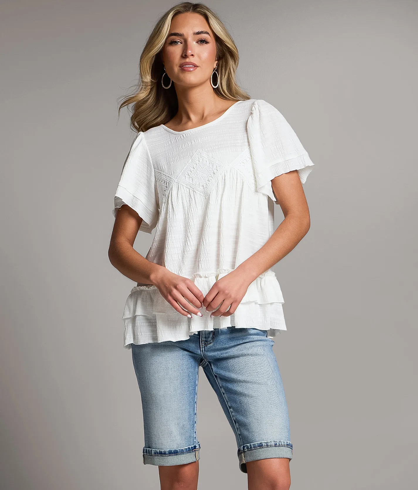 Tops | BKE Textured Ruffle Top White