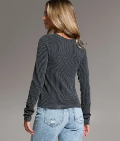 Tops | BKE core Textured Top Earth Red