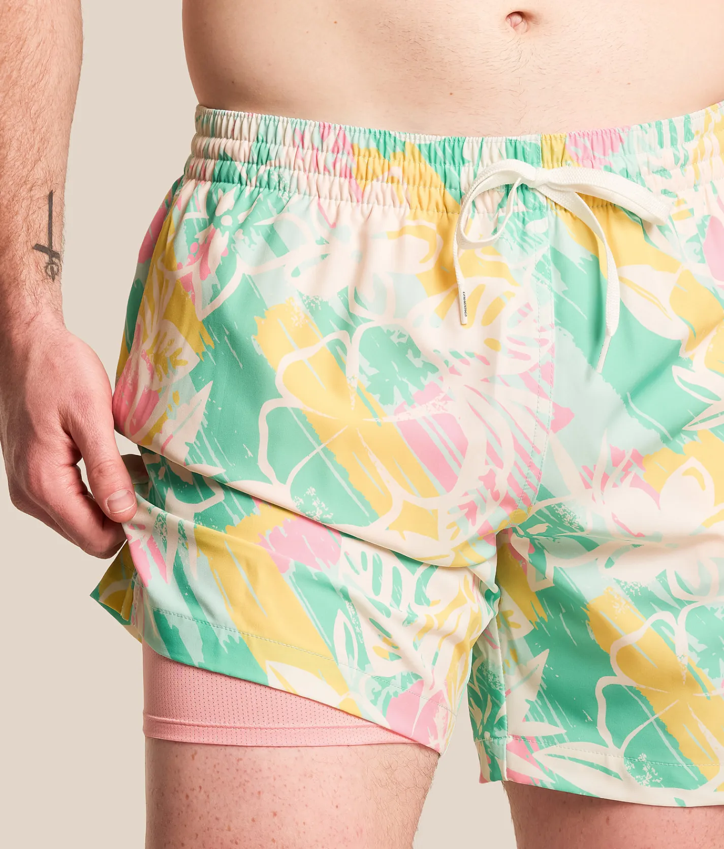 Bottoms|Swimwear | Chubbies The Baja Breezies Stretch Swim Trunks Optic White