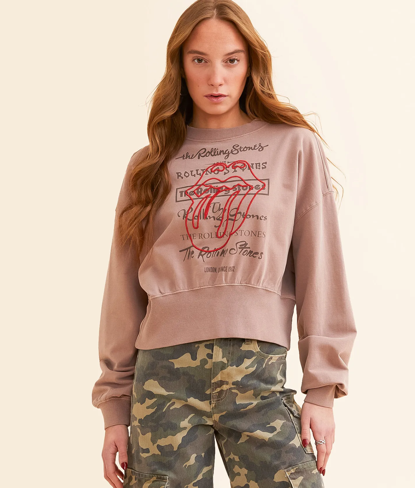 Tops | Life Clothing The Rolling Stones Band Cropped Pullover Peppercorn
