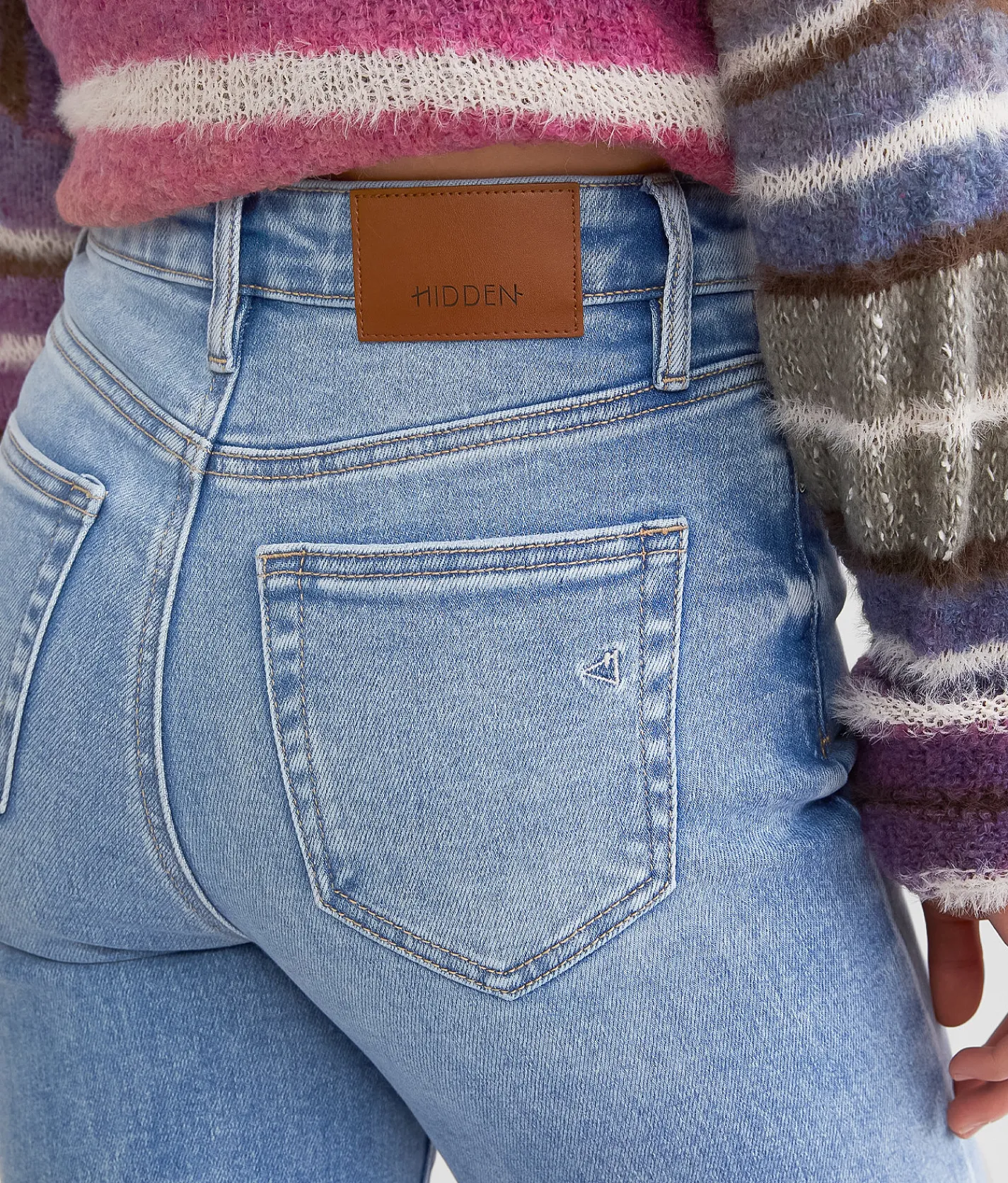 HIDDEN Tracey Cropped Wide Leg Stretch Jean Light Wash Best