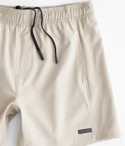 Bottoms|Activewear | Maven Co-op Train Performance Stretch Short Desert