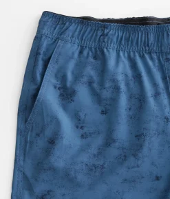 Veece Washed Active Stretch Short Dusty Blue
