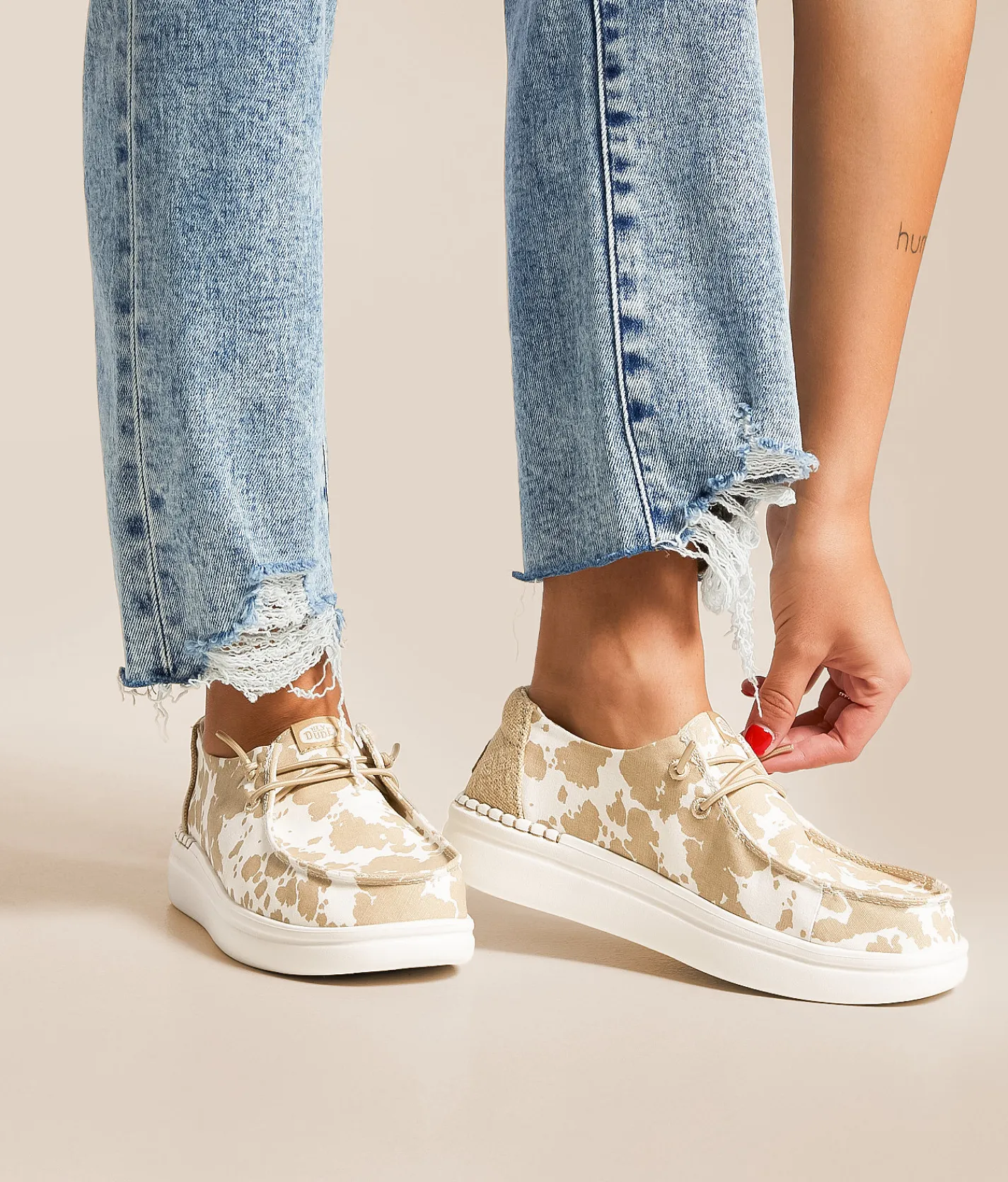 Shoes | HEYDUDE™ Wendy Rise Cow Shoe Tan White