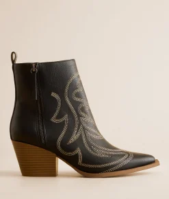 Muse & Co. Western Ankle Boot Black Hot