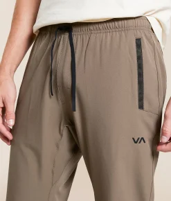 RVCA Yogger II Stretch Jogger Mushroom Best