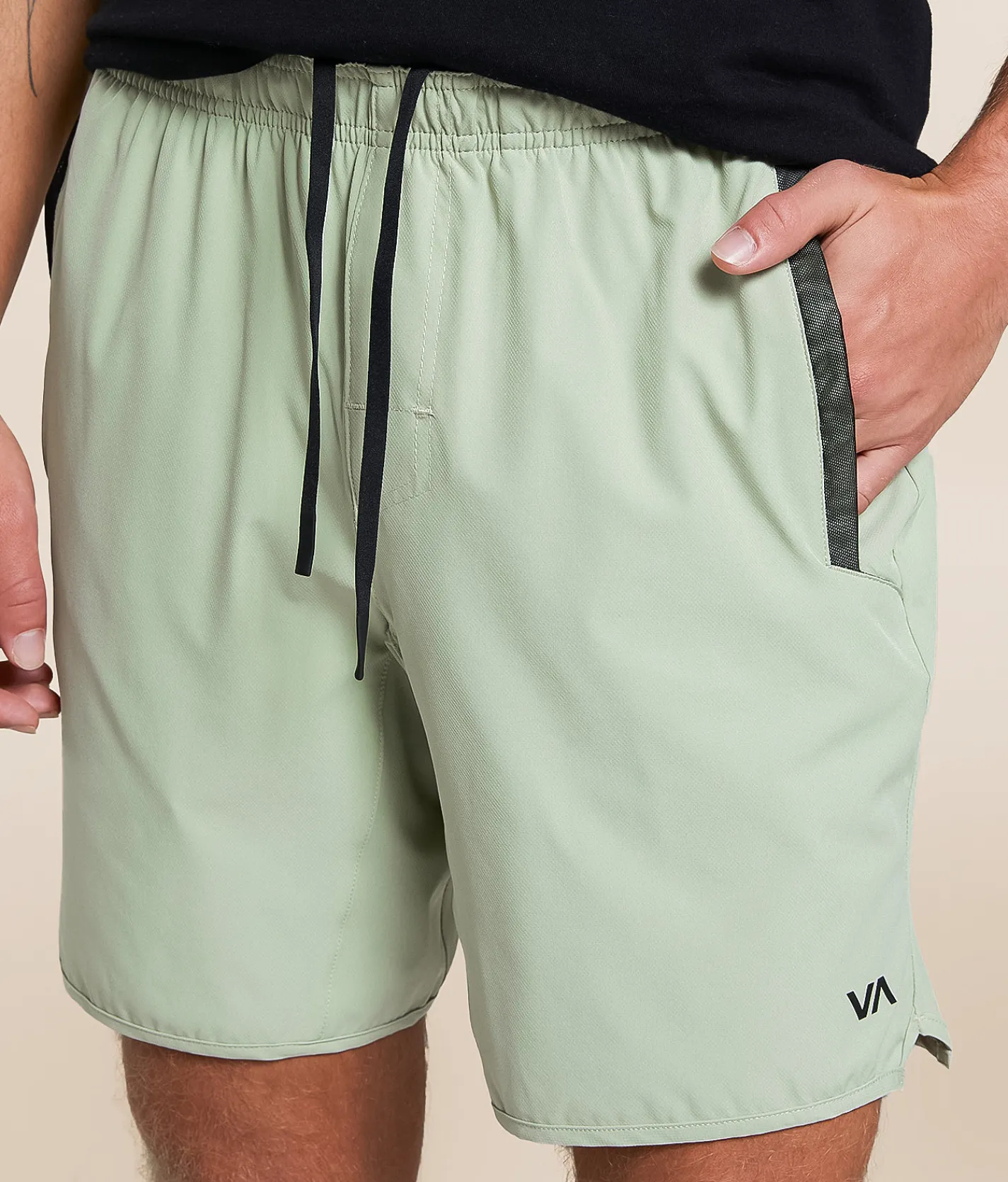 RVCA Yogger Stretch Short Light Olive New