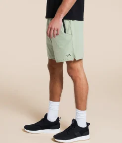 RVCA Yogger Stretch Short Light Olive New